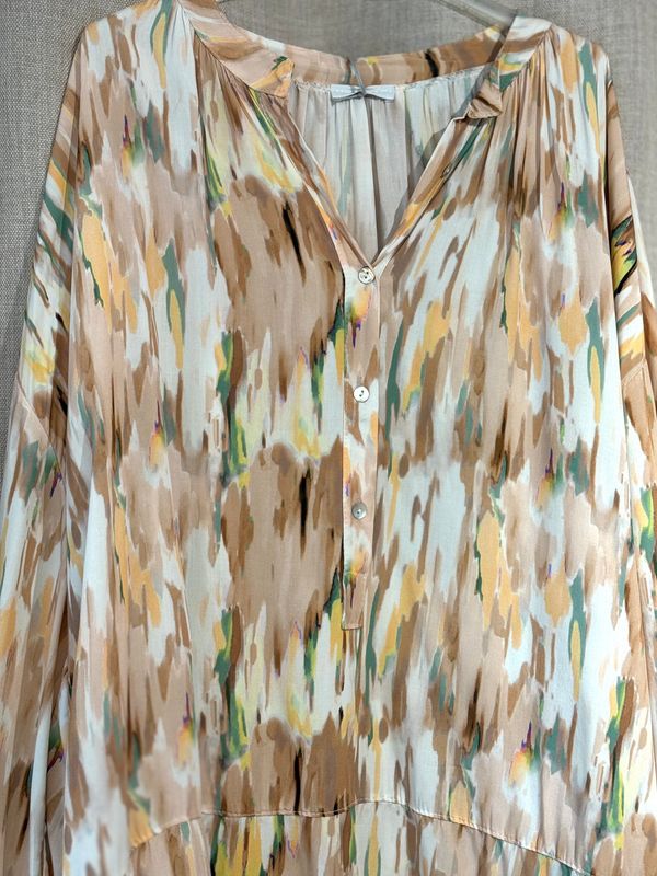 Barb Oversized Blouse