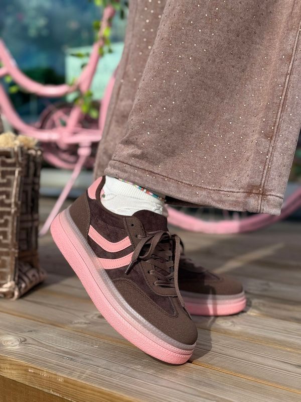 Brownie Sneakers Qnuz