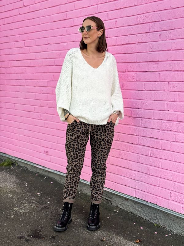 Savannah Leo Pant