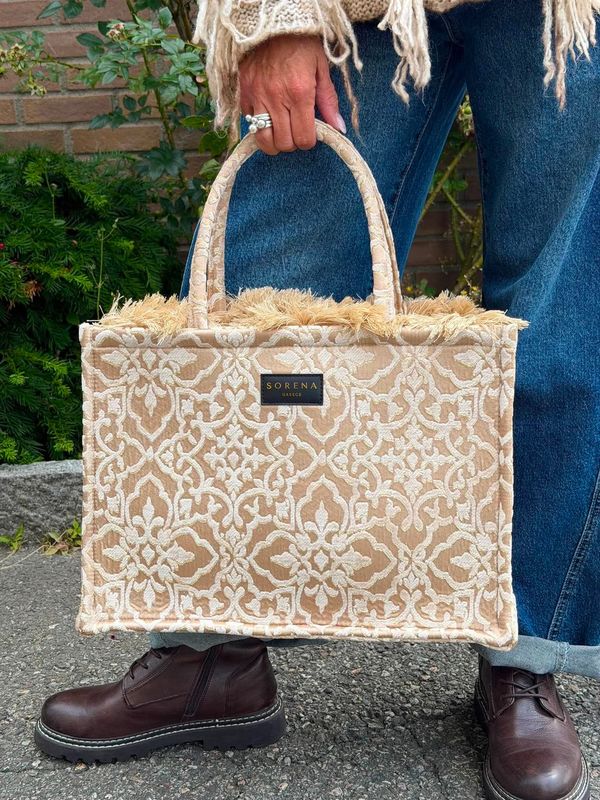 Theros Large Tote Bag Sorena