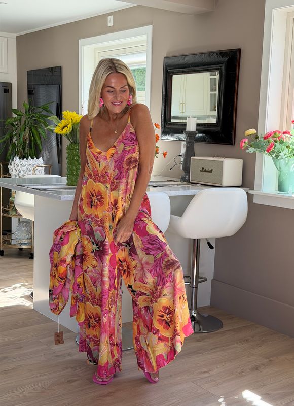 Big Flower Jumpsuit Coconut Milk