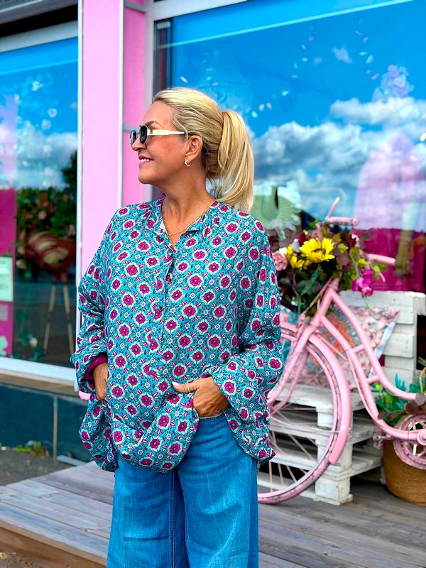 Donna Oversized Blouse