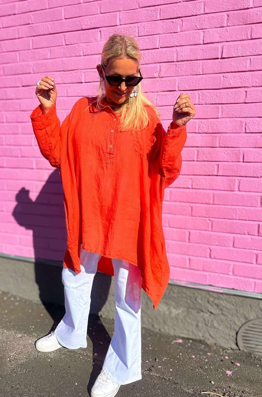 Sanna Oversized Linen Shirt