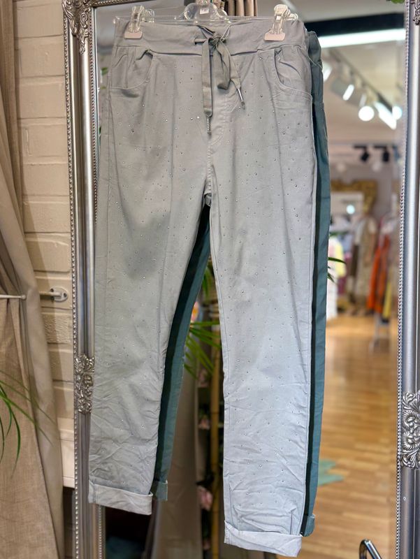 Xtra Stretchy Pant