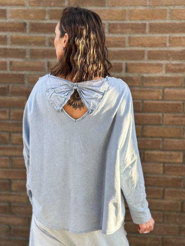 Bow Sweater