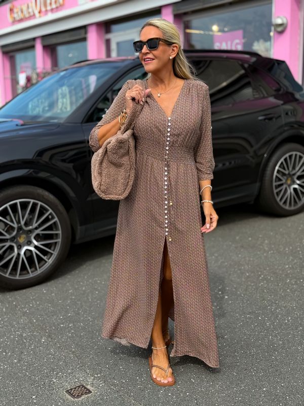 Caroline Maxi Dress Last Queen